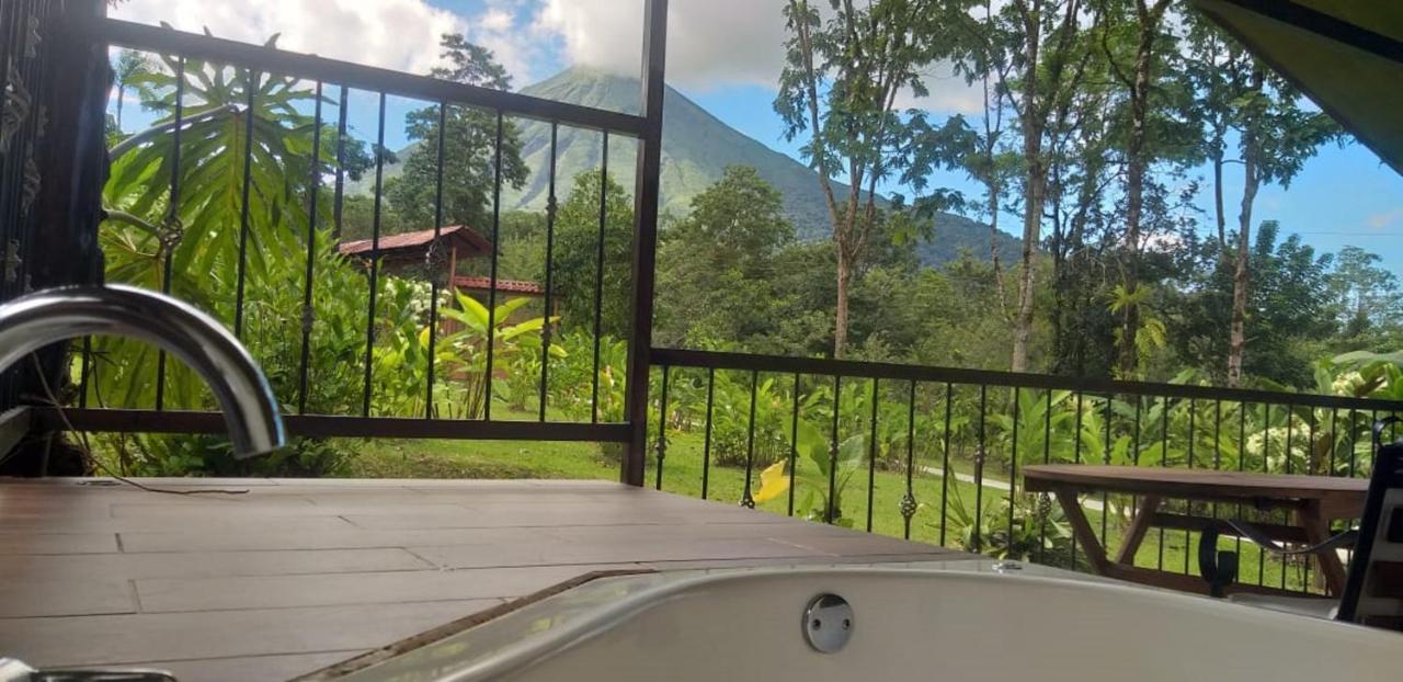 Tropical Suites & Villas La Fortuna Exterior foto