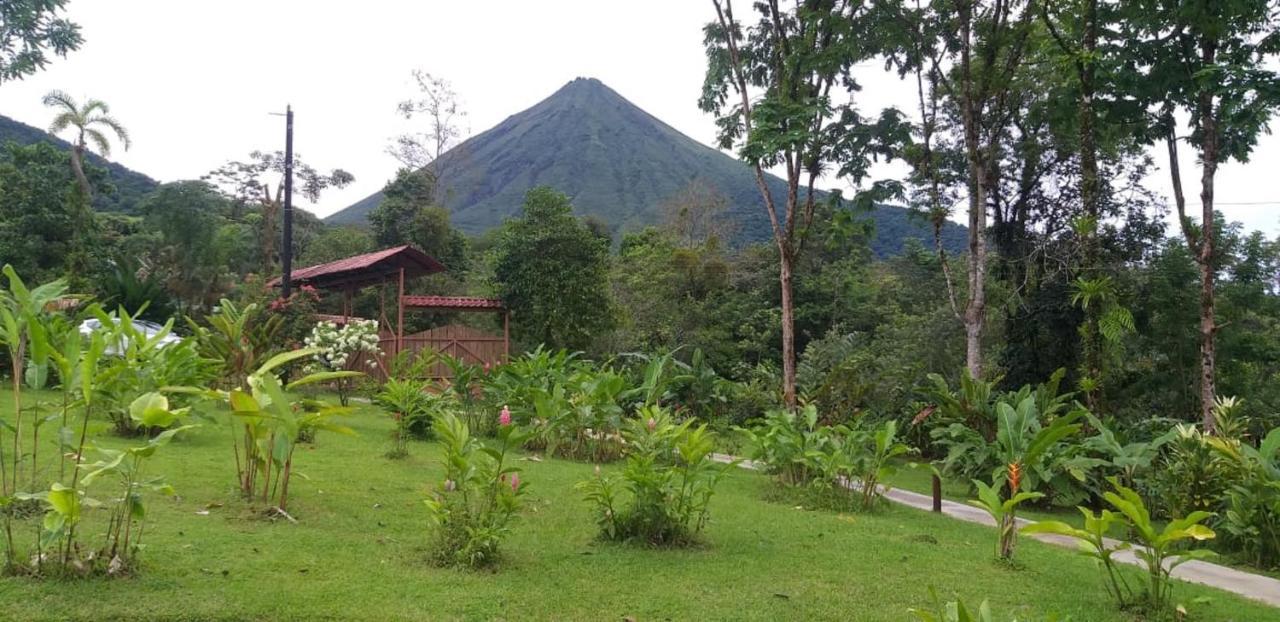 Tropical Suites & Villas La Fortuna Exterior foto