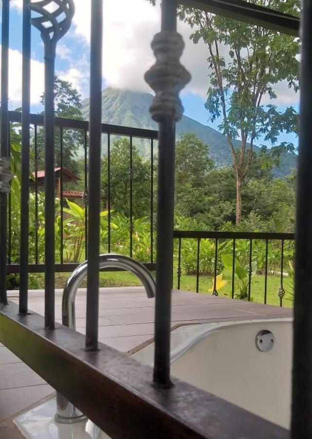 Tropical Suites & Villas La Fortuna Exterior foto